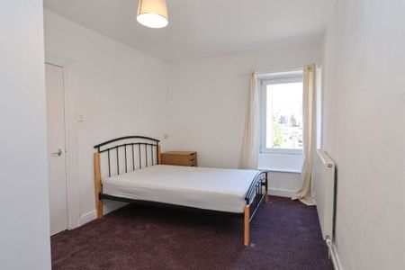 Terraced House in 90 Wilson Row Penrith CA11 7PZ - Photo 3