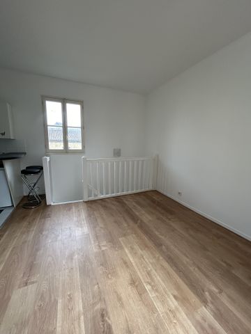 BORDEAUX / ST PIERRE - DUPLEX 33m² REFAIT A NEUF - - Photo 5