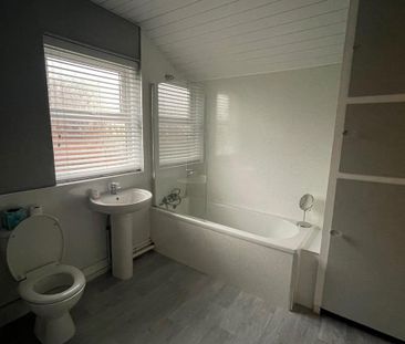 2 bedroom terraced house to rent - Photo 6