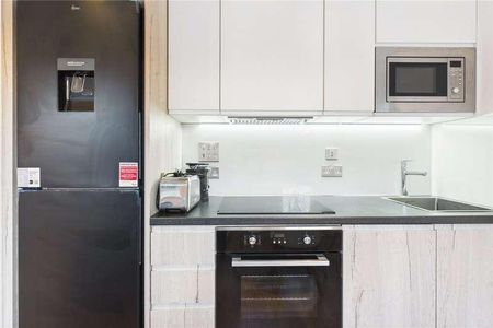 Wood Street, East Grinstead, West Sussex, RH19 - Photo 5