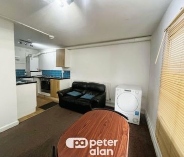 BRIDGEND, PEN-Y-BONT AR OGWR - Photo 5