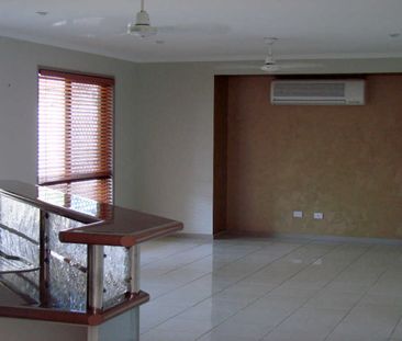 74 Royal Sands, Bucasia - Photo 6