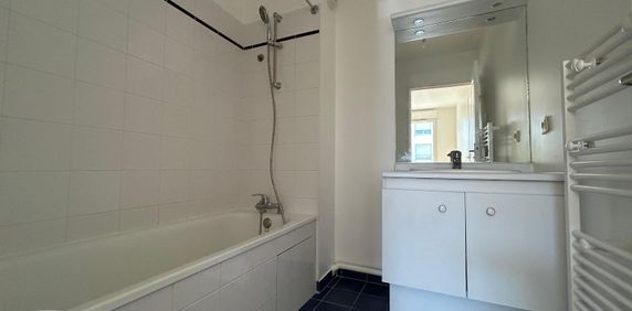 Location Appartement 2 pièces 47m² EPERNON 28230 - Photo 2