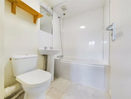 1 bedroom apartment to rent - Photo 3