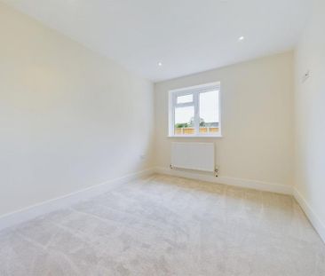 4 bedroom detached bungalow to rent - Photo 5