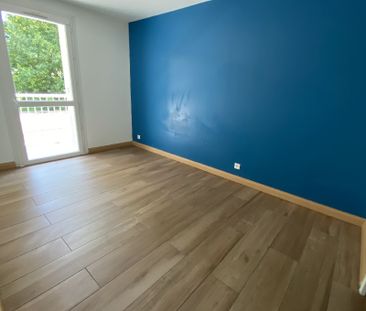 Location Appartement 4 pièces 95m² VAUX LE PENIL 77000 - Photo 6