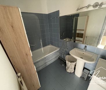 Location Appartement 2 pièces 52m² NIMES 30900 - Photo 2