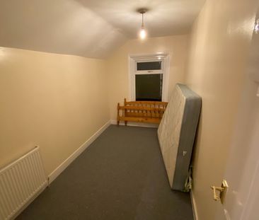 4 Bed Terraced House, Collis St, RG2 - Photo 5