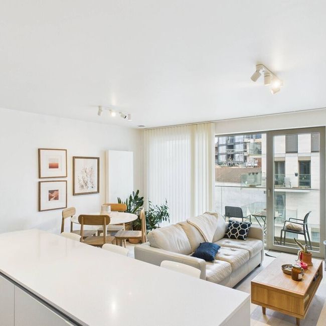 Appartement te huur in Brussel voor € 1.025 met 1 slaapkamer - Photo 1