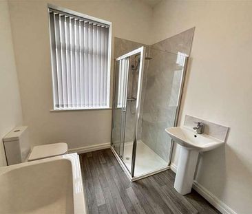 Holly Street, BL9 - Photo 5