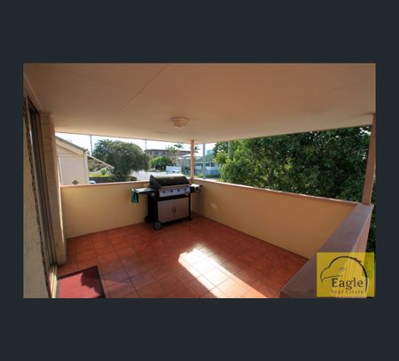 2/195 Juliette Street, Greenslopes, Qld 4120 - Photo 3