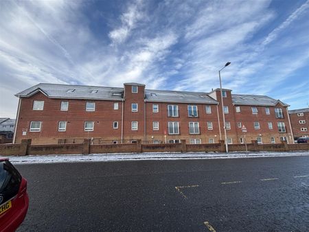 Old Chester Road, Birkenhead, 2 bedroom, Flat - Photo 2