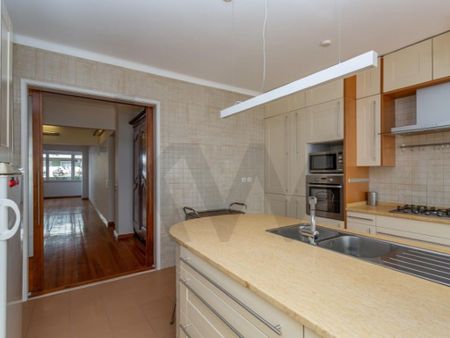 3 room luxury Flat for rent in Campolide, Lisbon - Photo 3