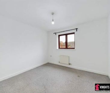 5 bedroom property to rent in Milton Keynes - Photo 6