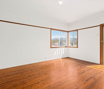 59 Ocean Street, 2500, Mount Saint Thomas Nsw - Photo 2