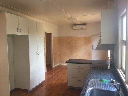 Spacious Family Home in Prime Harristown Location - Photo 4