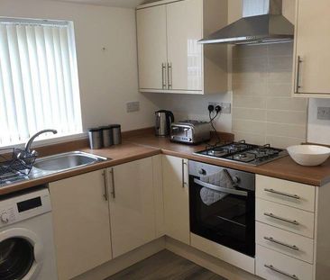 1 bedroom in a house share to rent - Photo 4