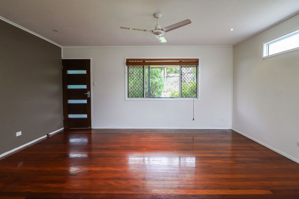 STYLE, COMFORT & FRUIT TREES ON SHAW STREET - THE PERFECT NEW AUCKLAND RENTAL! - Photo 1