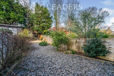 2 bedroom terraced house to rent - Photo 4