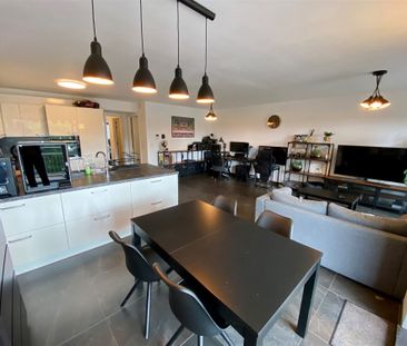 MODERN 2 SLAAPKAMER APPARTEMENT MET AUTOSTAANPLAATS IN HET CENTRUM ... - Foto 3