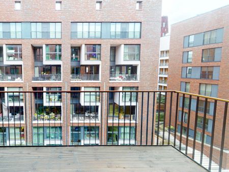 HafenCity Hamburg: Exklusive 2-Zimmer-Wohnung mit EBK und Balkon - Foto 4