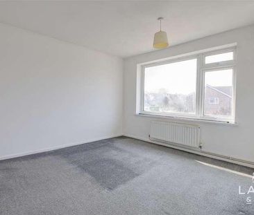 Silverdale Court, CO15 - Photo 3