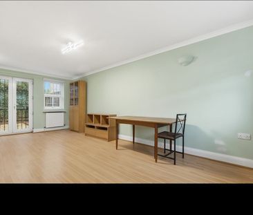 4 Bed Detached House, Shernhall Street, E17 - Photo 2