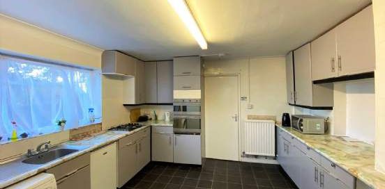 1 bedroom property to rent in Canterbury - Photo 2