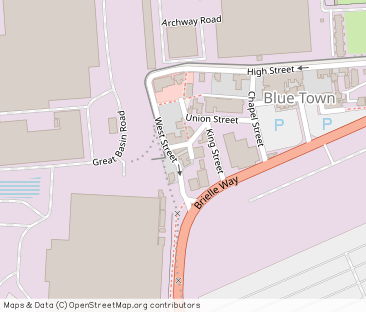 West Street, Sheerness, ME12 - Photo 1