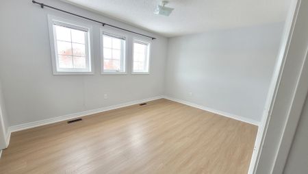 For Lease - 58 Lake Crescent Unit# UPPER, Barrie, Ontario - Photo 2