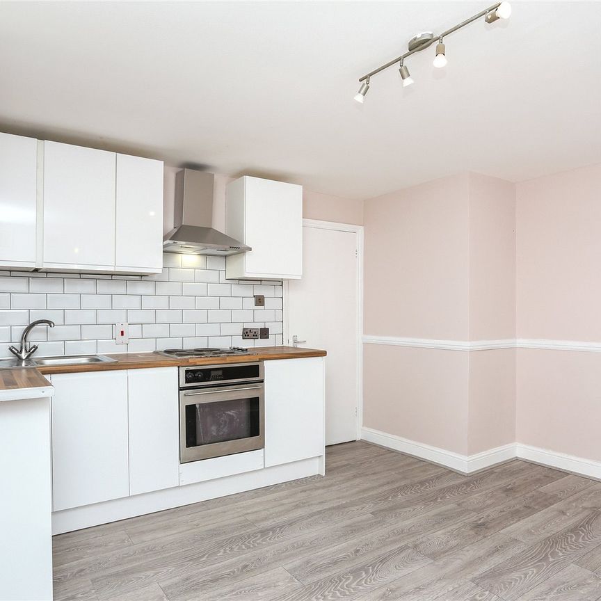 Woodville Road, Thornton Heath, CR7 8LH - Photo 1