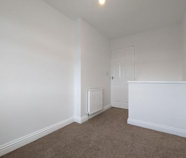 3 bed terraced house to rent in NE32 - Photo 5