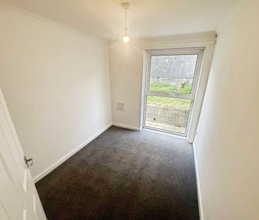 The Links, Trevethin, PONTYPOOL - Photo 6