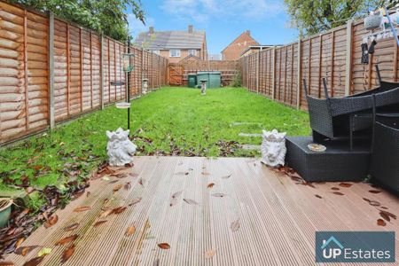 3 bedroom terraced house to rent - Photo 2