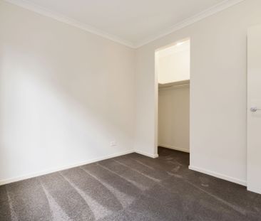 Low Maintenance Family Home - Photo 4