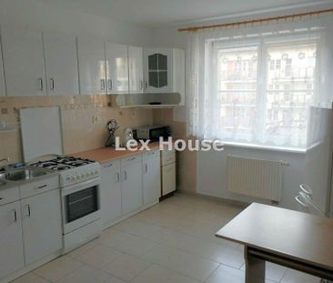 Mieszkanie na wynajem - Photo 1