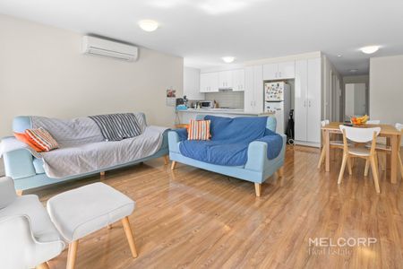 SIMPLY THE BEST IN BENTLEIGH - FURNISHED - Photo 2