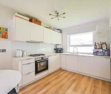 1 Bed Flat, Ming Street, E14 - Photo 6
