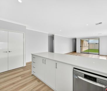 Modern Coastal Living. - Photo 1