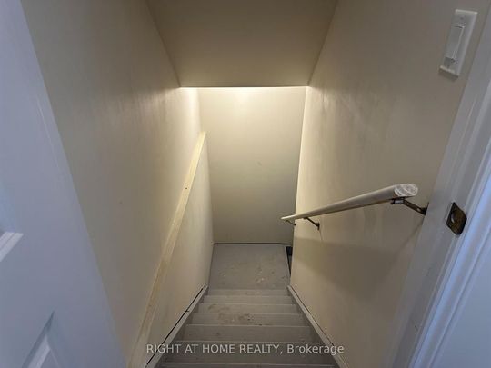 For Lease - 46 Senay Circle, Clarington, Ontario - Photo 1