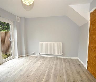 2 bedroom house to rent - Photo 1