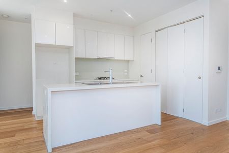 11/187 Reynolds Road, Doncaster East - Photo 2
