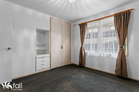 Lovely Home, Quiet Location - Photo 3