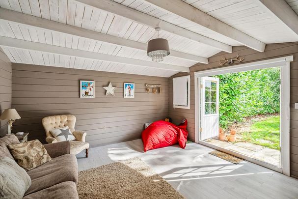 3 bedroom semi-detached house to rent - Photo 1