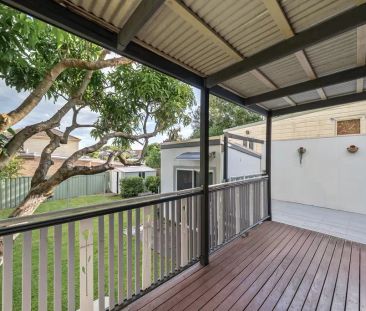 Refreshed peaceful retreat home - Photo 6