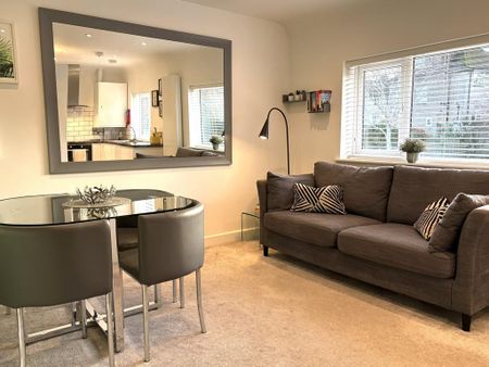 2 bedroom maisonette to rent - Photo 3