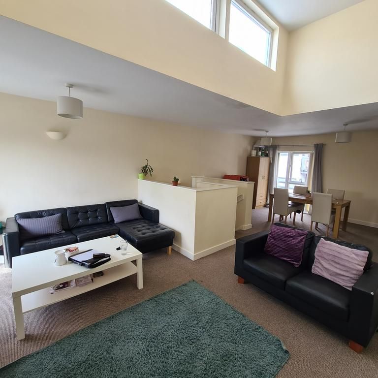 4 bedroom townhouse to rent - Photo 1