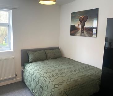 Room in a Shared House, Prescott Road, L13 - Photo 4