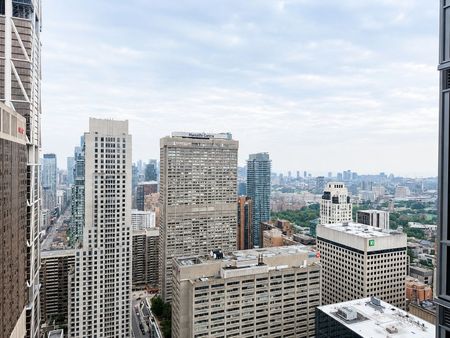 For Lease - 11 Yorkville Avenue Unit# 3907, Toronto, Ontario - Photo 2