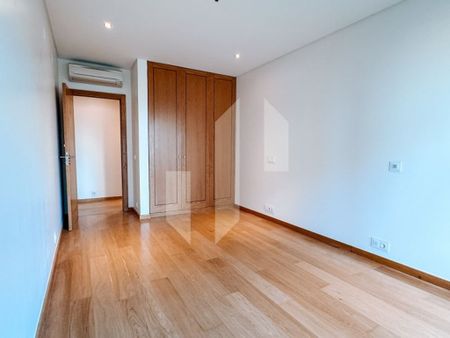 2 room luxury Flat for rent in Urbanizacao Jardins Cristo Rei (Moscavide), Loures, Lisbon - Photo 5